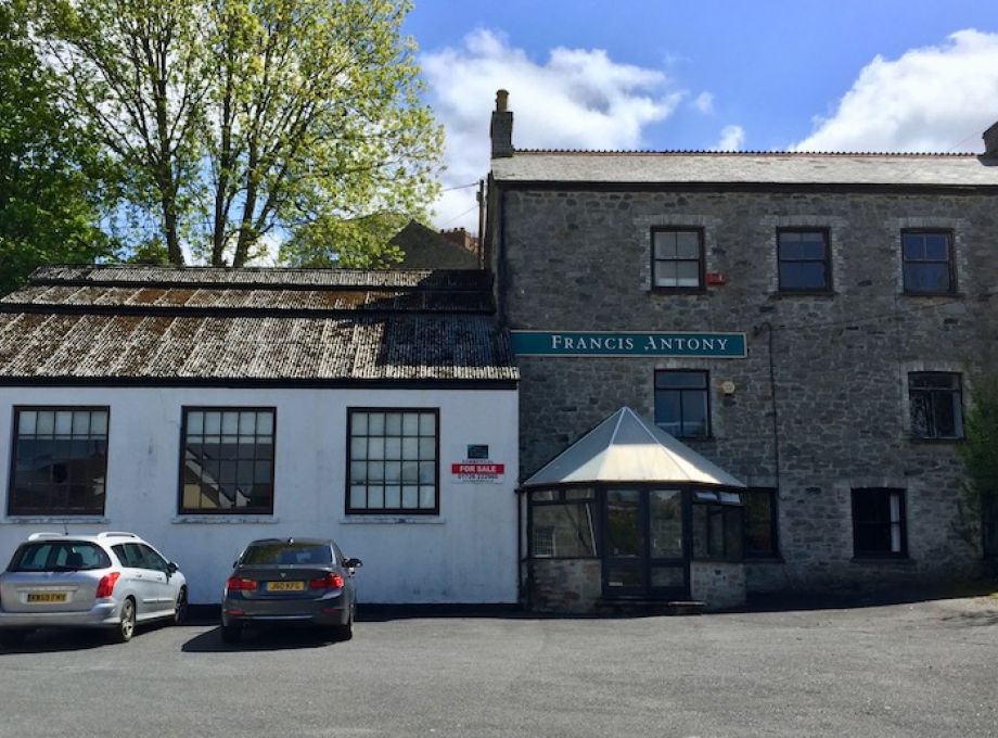 Before image of a disused industrial building before converting to flats