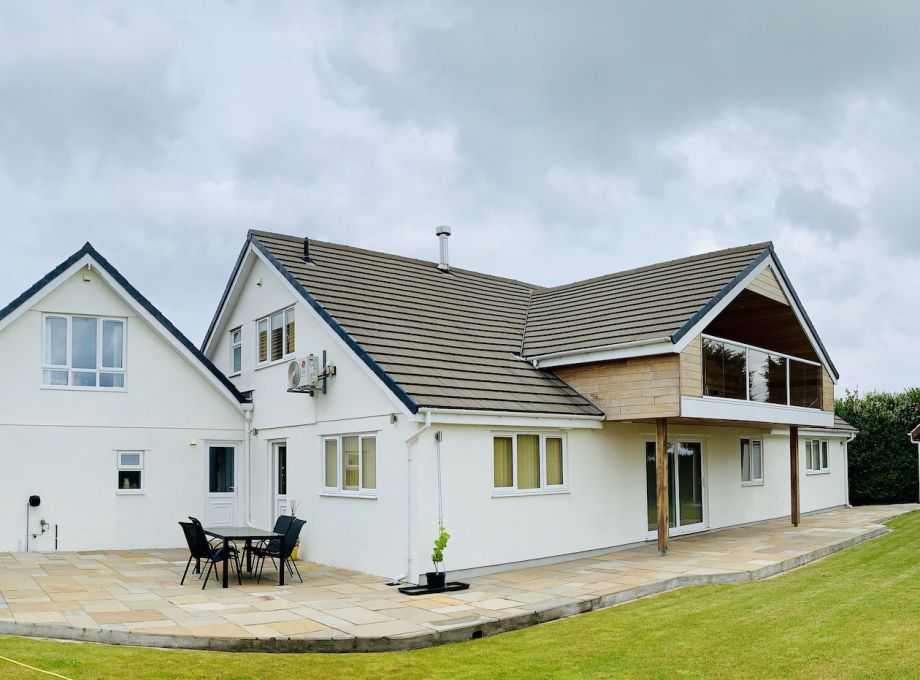 Dormer Bungalow with Rear Balcony in Gable End