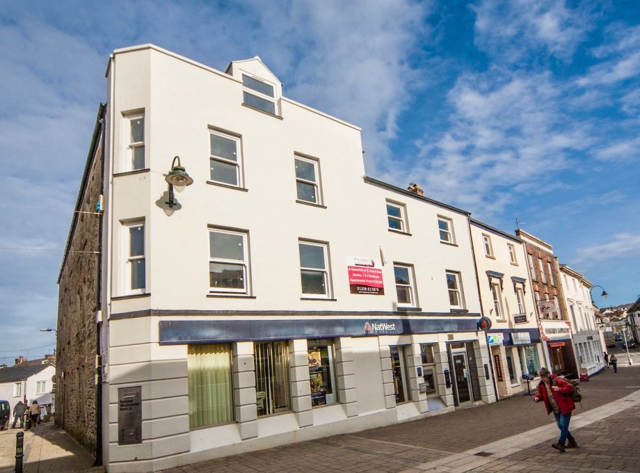 external image of the area above a hughstreet bank that was to be converted into flats